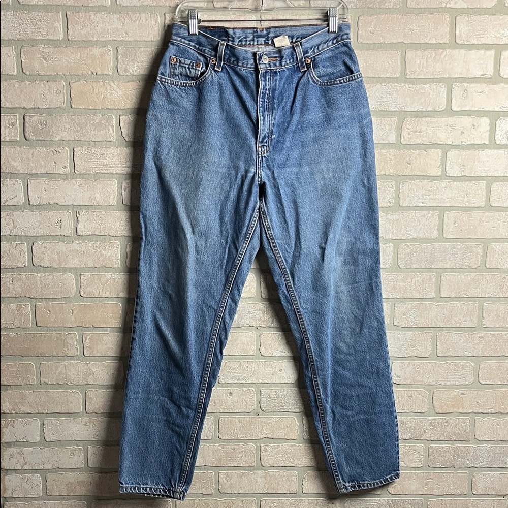 Levi’s Vintage 550 Tapered Relaxed Jeans- Size 12